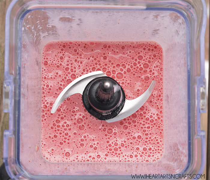 Strawberry Shortcake Smoothie & The Nutri Ninja® | Ninja® Blender DUO™ Review