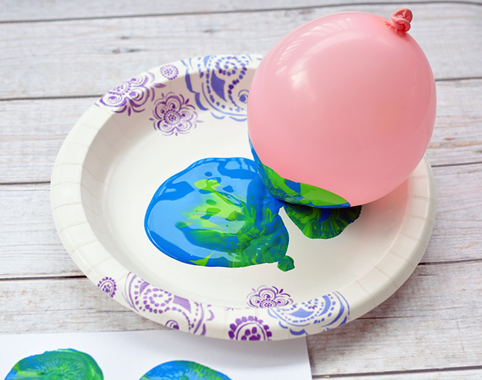 Balloon Stamping Earth Day Craft For Kids